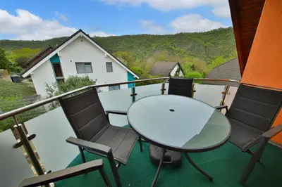 Ein allgemeiner Bergblick oder ein Berglick von der Ferienwohnung aus