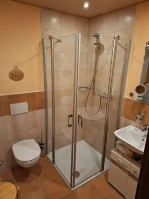 Ein Badezimmer in der Unterkunft B&U Fewo Scherhag