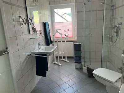 Ein Badezimmer in der Unterkunft Gästehaus Schorn