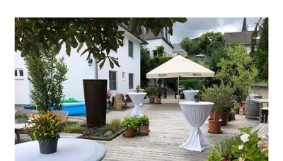 Ein Garten an der Unterkunft Hotel Grüters