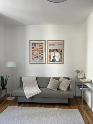 Ein Sitzbereich in der Unterkunft Ferienwohnung Äskulaphof