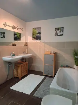 Ein Badezimmer in der Unterkunft Haus der Weinkönigin Kristina
