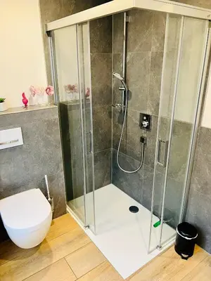 Ein Badezimmer in der Unterkunft Moselromatik