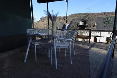 Ein Balkon oder eine Terrasse in der Unterkunft Ferienhaus Unter der Burg
