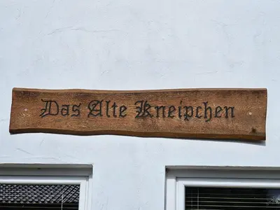 Ein Zertifikat, Auszeichnung, Logo oder anderes Dokument, das in der Unterkunft Das Alte Kneipchen ausgestellt ist