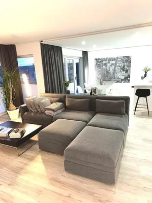 Ein Sitzbereich in der Unterkunft Highlife Apartment Bad Kreuznach ONE