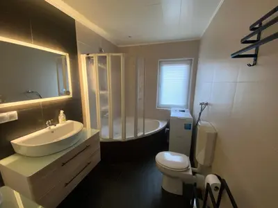 Ein Badezimmer in der Unterkunft EIFELCOTTAGE Zaunkönig