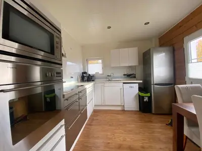 Küche/Küchenzeile in der Unterkunft EIFELCOTTAGE Zaunkönig