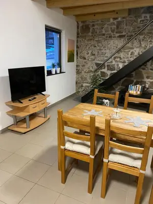 TV/Unterhaltungsangebot in der Unterkunft Ferienwohnung Eschbach Hof am Nürburgring