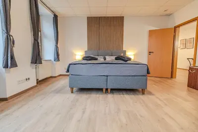 Ein Sitzbereich in der Unterkunft Familien Aktiv Oase an der Mosel, nähe Bernkastel, Zentrale Ausgangslage ,120 qm, Frühstücksservice