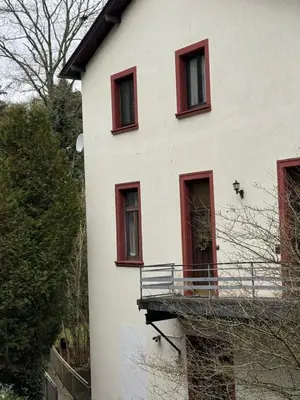 Das Gebäude in dem sich die Ferienwohnung befindet