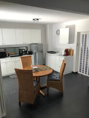 Küche/Küchenzeile in der Unterkunft schöne Ferienwohnung mit Terasse