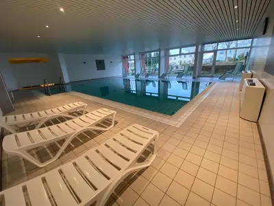 Der Swimmingpool an oder in der Nähe von Fewo Taunusblick mit Pool