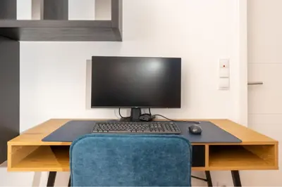 TV/Unterhaltungsangebot in der Unterkunft Studio Loreley am Rhein, moderne & vollausgestatte 40qm, Küche, Netflix, WM