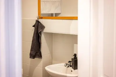 Ein Badezimmer in der Unterkunft Südstadt Oase auf zwei Etagen 4 SZ und Balkon