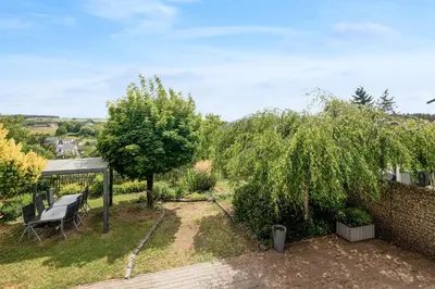 Ein Garten an der Unterkunft PanoramaNest