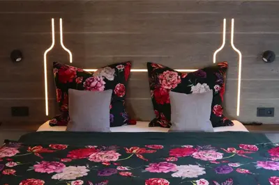 Ein Bett oder Betten in einem Zimmer der Unterkunft Ferienwohnung Weinbergsliebe