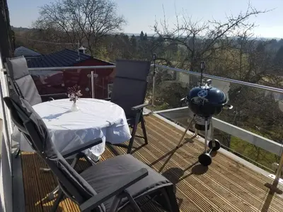 Ein Balkon oder eine Terrasse in der Unterkunft Sonnenhaus Oppenhausen