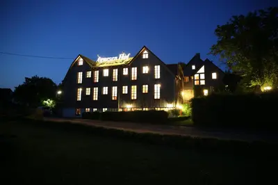Das Gebäude in dem sich das Hotel befindet