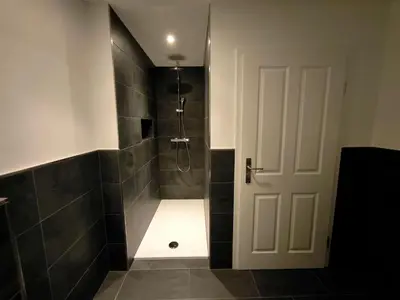 Ein Badezimmer in der Unterkunft Haus Rosalinde