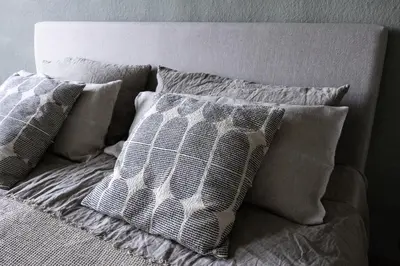 Ein Bett oder Betten in einem Zimmer der Unterkunft Haus Engelhardt Design Wohnung Heidi mit Burgblick