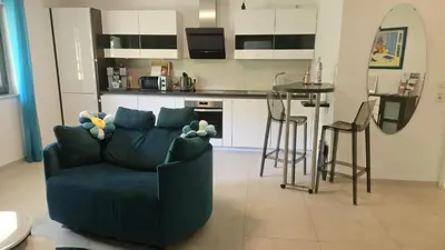 Küche/Küchenzeile in der Unterkunft Ferienwohnung Ahrfair im Kräutergarten