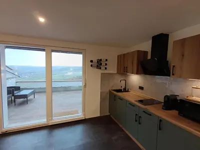 Küche/Küchenzeile in der Unterkunft BelaVista'nBed - Peaceful Studio with private Terrace and Amazing Mosel Valley Views