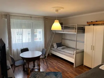 Ein Bett oder Betten in einem Zimmer der Unterkunft Schöne Wohnung in ruhiger Lage