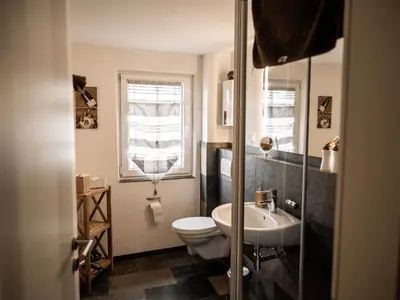 Ein Badezimmer in der Unterkunft Weingut Marx - Rotes Haus