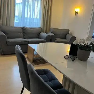 Geräumige Ferienwohnung in direkter Nähe zum Rhein