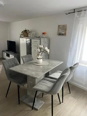 Küche/Küchenzeile in der Unterkunft Ferienwohnung 2 in direkter Nähe zum Rhein