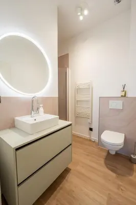 Ein Badezimmer in der Unterkunft LLR Design Apartment - Green Botanical im Zentrum von Koblenz