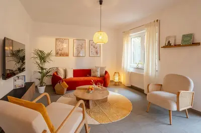Ein Sitzbereich in der Unterkunft Pure Zen Suite I Eifelsteig I Sauna I BBQ I Garage