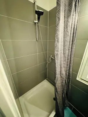 Ein Badezimmer in der Unterkunft Kompakte & günstige Einzimmerwohnung