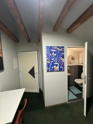 Ein Bett oder Betten in einem Zimmer der Unterkunft Kompakte & günstige Einzimmerwohnung