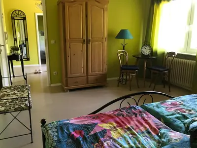 Ein Bett oder Betten in einem Zimmer der Unterkunft Ferienwohnungen Perlina Karpat