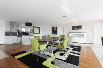 Küche/Küchenzeile in der Unterkunft Penthouse für 2 Personen mit Dachterrasse und Rheinblick