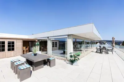 Ein Balkon oder eine Terrasse in der Unterkunft Penthouse für 2 Personen mit Dachterrasse und Rheinblick