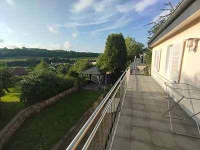 Ein Balkon oder eine Terrasse in der Unterkunft gemütliche Ferienwohnung in ruhiger Lage, Nähe Luxemburg und Trier - Holiday and Nature Olk