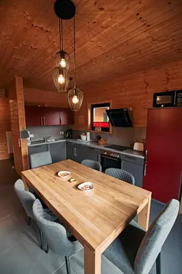 Ein Sitzbereich in der Unterkunft Ferienhaus Nina am Riedener Waldsee
