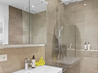 Ein Badezimmer in der Unterkunft Living bei Höchst