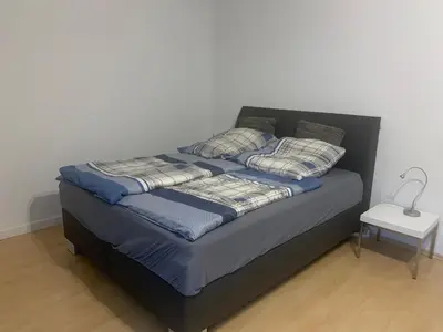 Ein Bett oder Betten in einem Zimmer der Unterkunft stay with friends Trier 1