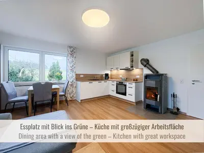Küche/Küchenzeile in der Unterkunft Kamin-Apartment Bodanum mit eigener Terrasse - naturnahe Ortsrandlage - VDSL - 10 min zum Nürburgring