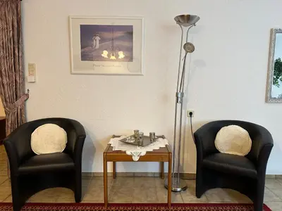 Ein Sitzbereich in der Unterkunft Ferienwohnung Liva Wohnung A