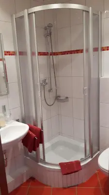 Ein Badezimmer in der Unterkunft Weinhaus Thomas