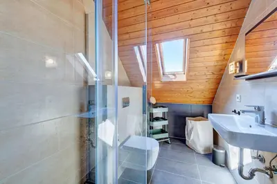 Ein Badezimmer in der Unterkunft Schöne Ferienwohnung in Andernach
