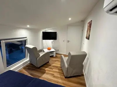 TV/Unterhaltungsangebot in der Unterkunft Ferienhaus mit umzäuntem Garten und Terrasse im schönen Nahetal