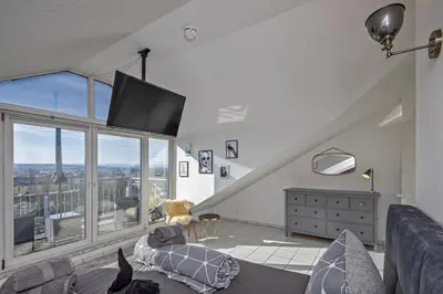 Ein Sitzbereich in der Unterkunft Koblenz Rheinblick Penthouse