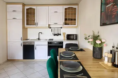 Küche/Küchenzeile in der Unterkunft Apartment bei Nürburgring, Parking, Homeoffice