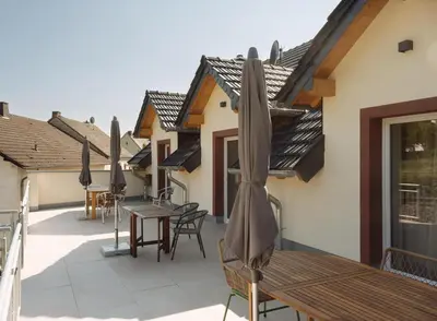 Das Gebäude in dem sich die Ferienwohnung befindet